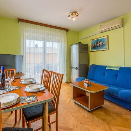 Apartmani Ilicevic Crikvenica Bagian luar foto