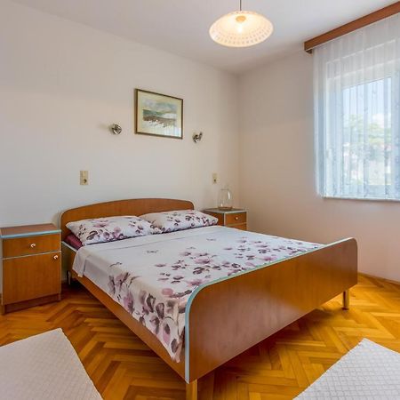 Apartmani Ilicevic Crikvenica Bagian luar foto